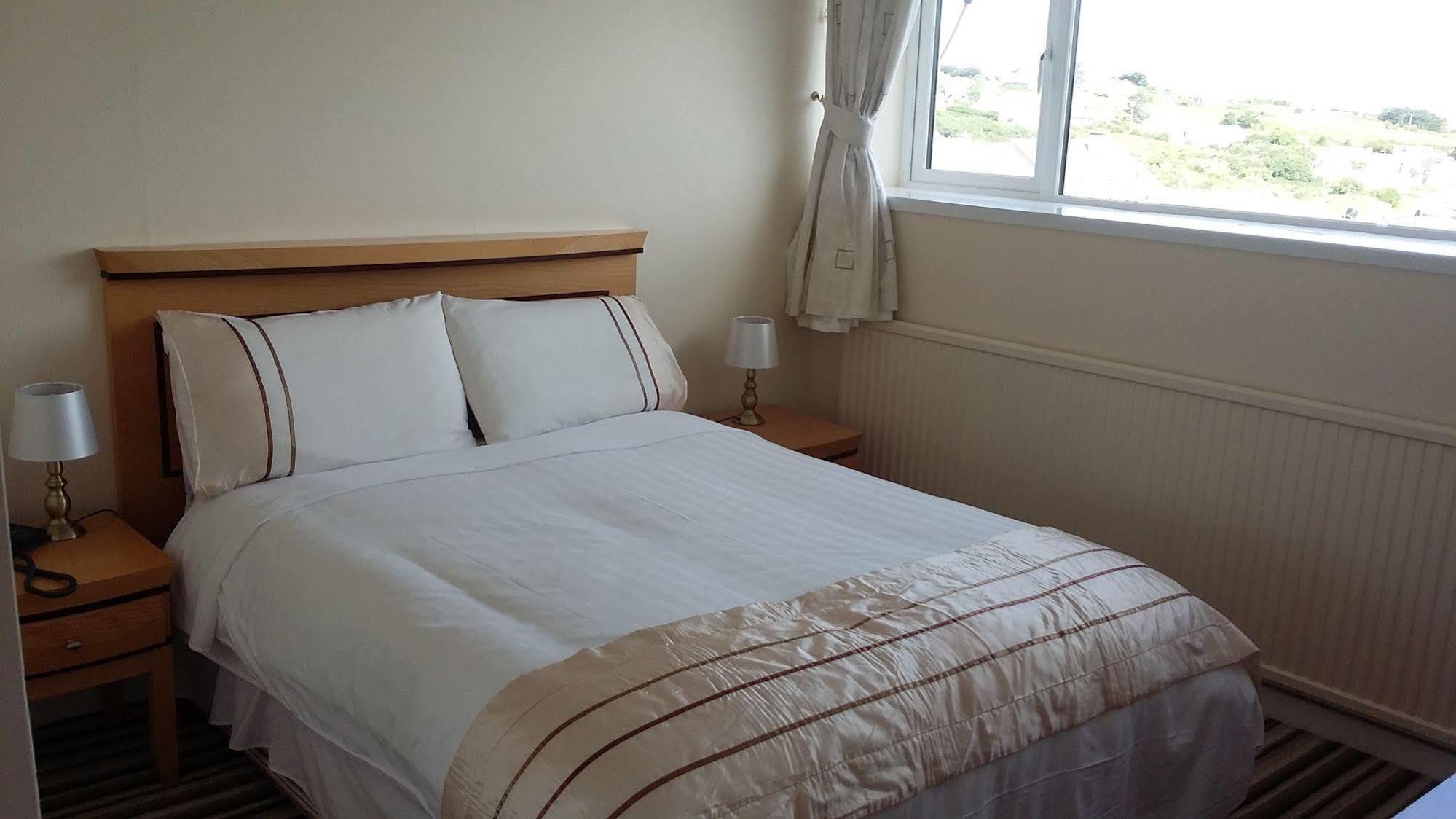 The Strand Hotel Ballyliffin Eksteriør billede