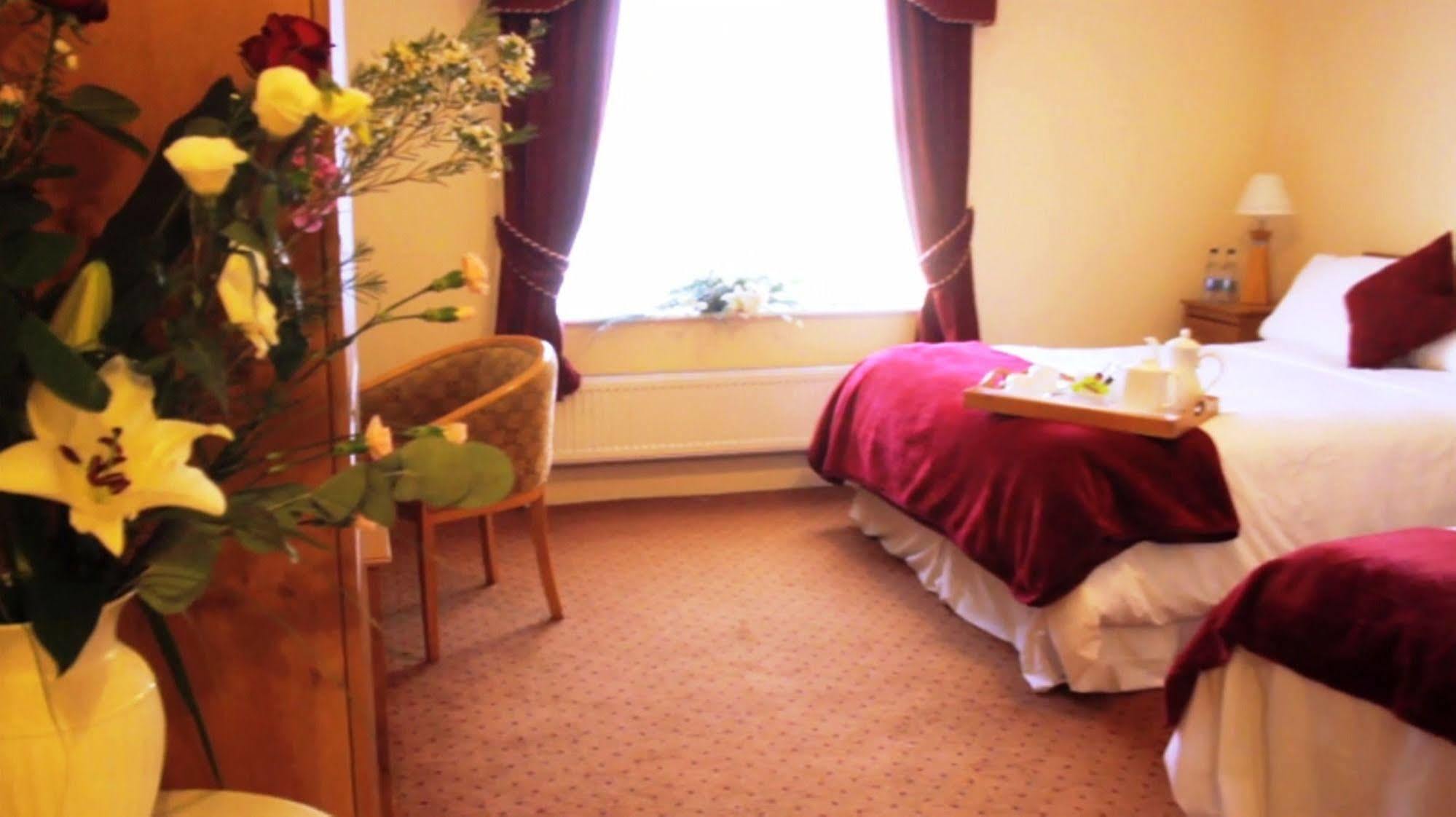 The Strand Hotel Ballyliffin Eksteriør billede